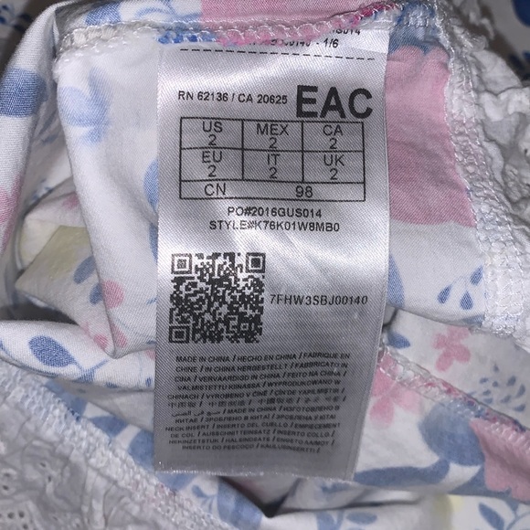 Dress for little girl size 2! Like new condition. - Picture 5 of 5